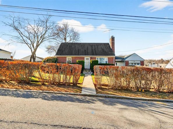 10 Sciortino Place, White Plains NY 10607