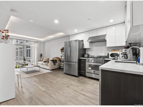 97-45 63 Drive Unit #6A, Rego Park NY 11374