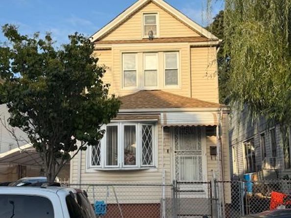 10427 124th Street, Richmond Hill NY 11419