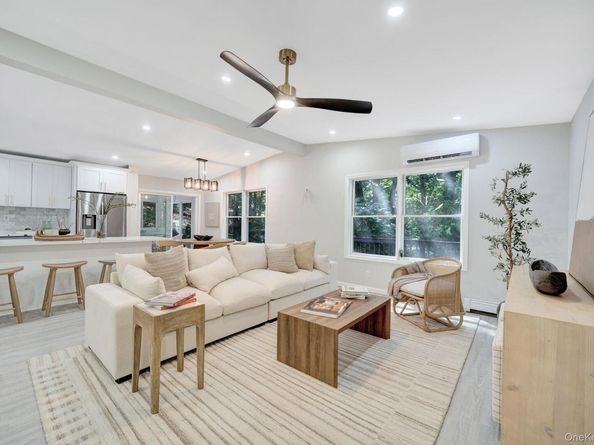 644A Bread And Cheese Hollow Road, Northport NY 11768