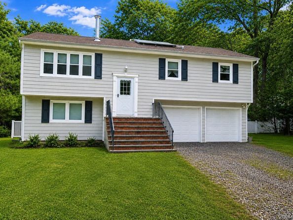 191 Old Willets Path, Smithtown NY 11787