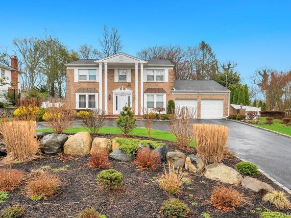 109 Virginia Avenue, Lake Grove NY 11755
