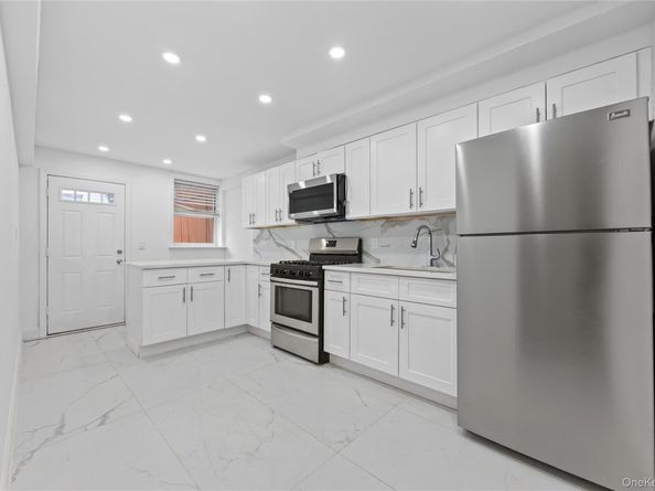3121 Mickle Avenue, Bronx NY 10469
