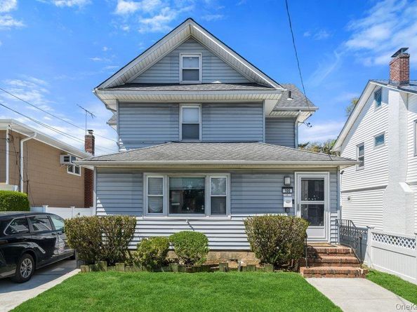 100 Spruce Street, West Hempstead NY 11552