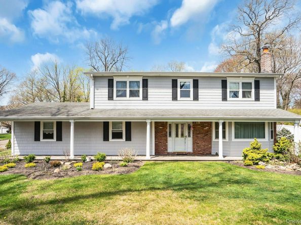 39 McLane Drive, Dix Hills NY 11746