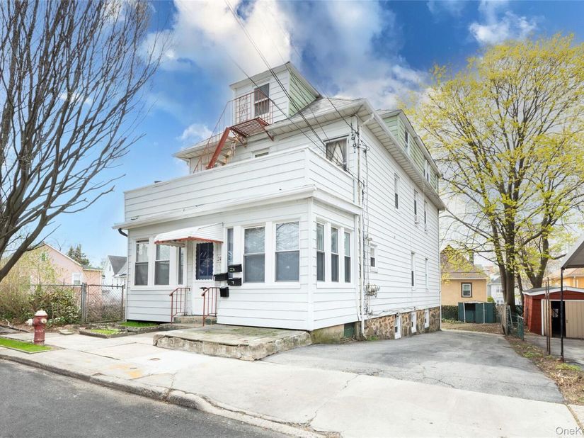 24 Chestnut Place, Mount Vernon NY 10553