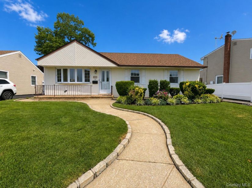 140 Andrew Avenue, East Meadow NY 11554