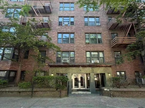 13630 Stanford Avenue 1A, Flushing NY 11355