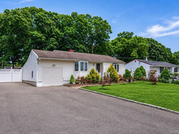 237 Dovecote Lane, Central Islip NY 11722