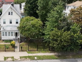 120 S 11th Avenue