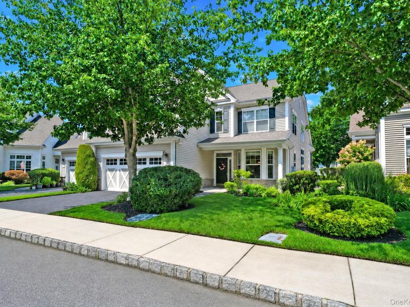 140 Chopin Place, Eastport NY 11941