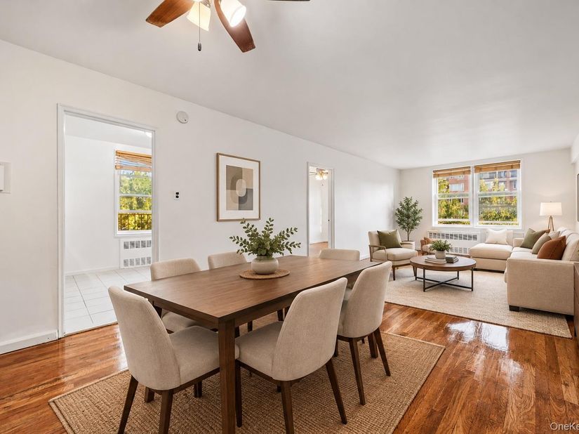 63-11 Queens Boulevard D3, Woodside NY 11377