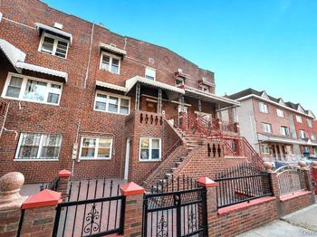 1128 E 84th Street