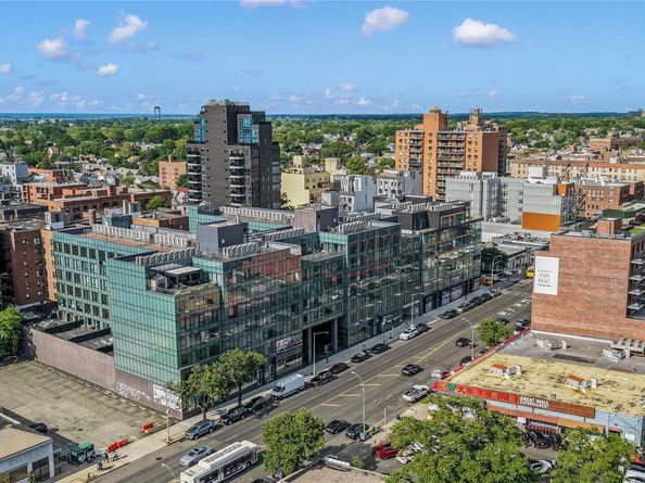 144-49 Northern Boulevard 627, Flushing NY 11354
