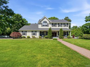 9 Ridgefield Drive