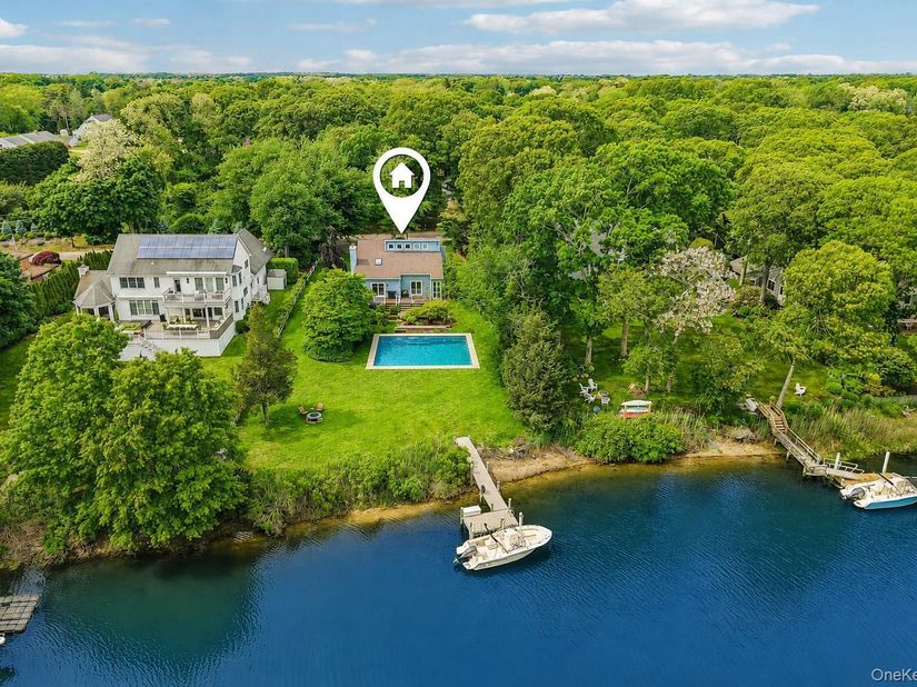 2100 Glenn Road, Southold NY 11971