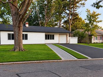 9 Balsam Drive