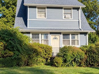 23 Hillside Avenue