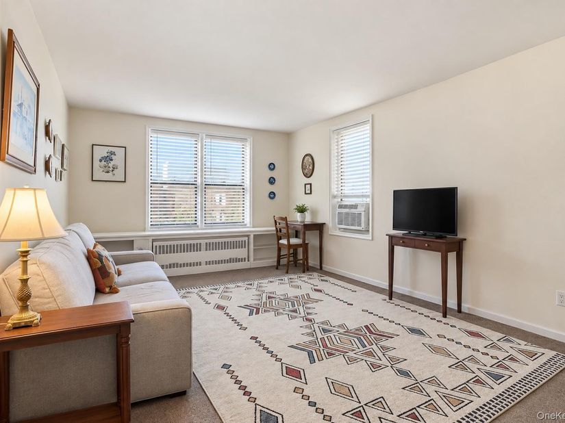 149-05 79th Avenue 615, Flushing NY 11367