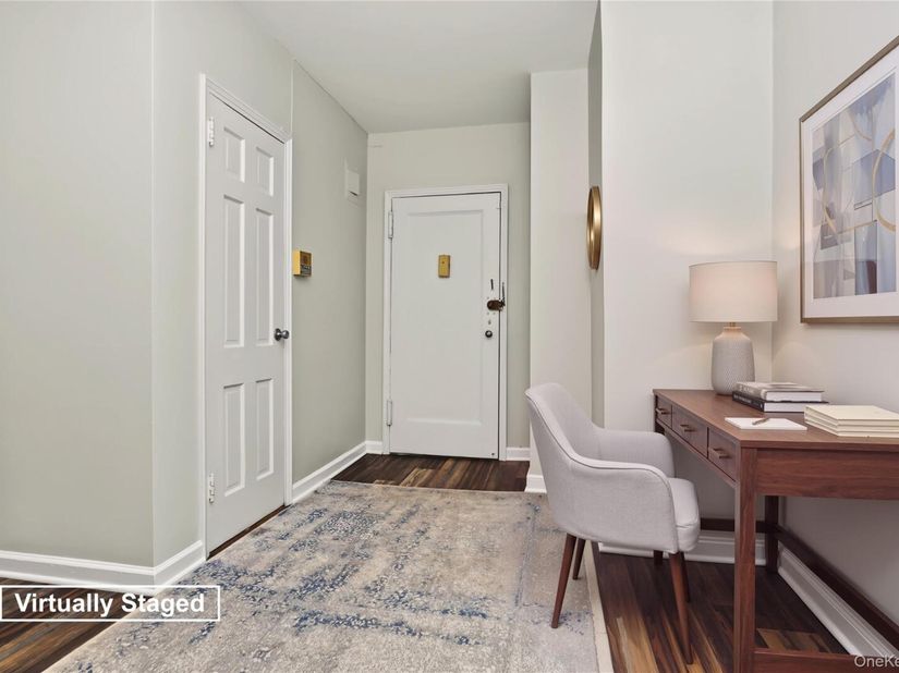 1815 Palmer Avenue 1i, Larchmont NY 10538