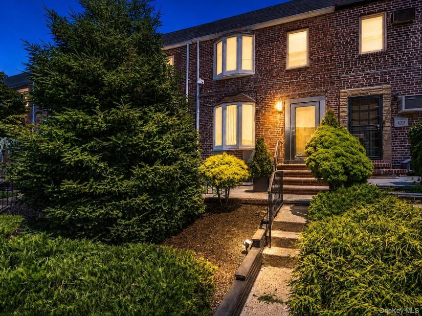 6361 76th Street, Middle Village NY 11379