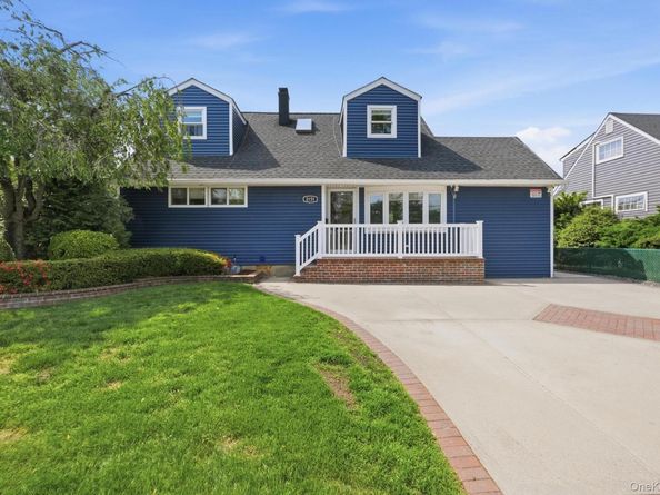 2151 Stewart Avenue, Westbury NY 11590