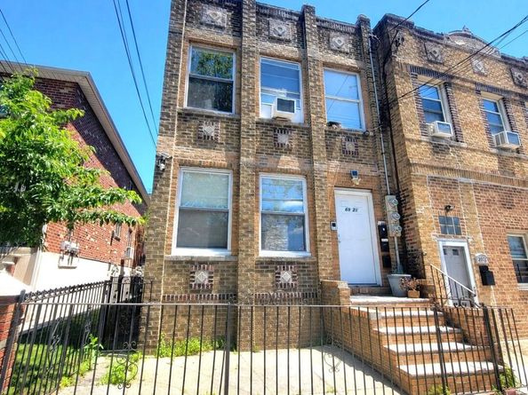 69-21 78th Street, Middle Village NY 11379