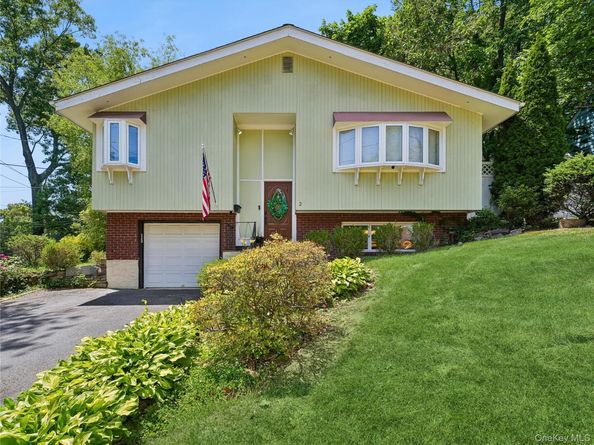 2 Highfield Avenue, Port Washington NY 11050