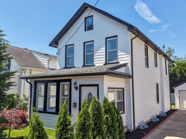 55 Hartwell Place, Woodmere NY 11598