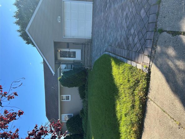 Undisclosed Address #1014001, Farmingdale NY 11735