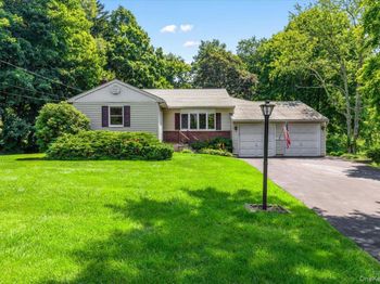 2872 Brookfield Drive
