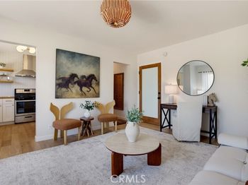 2135 Bellevue
