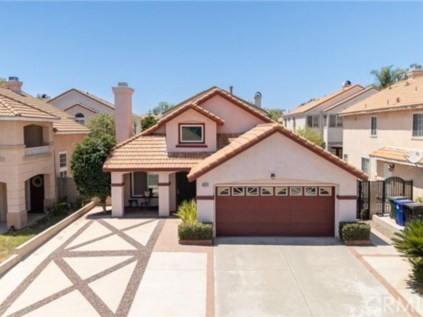 8026 Palermo, Fontana CA 92336