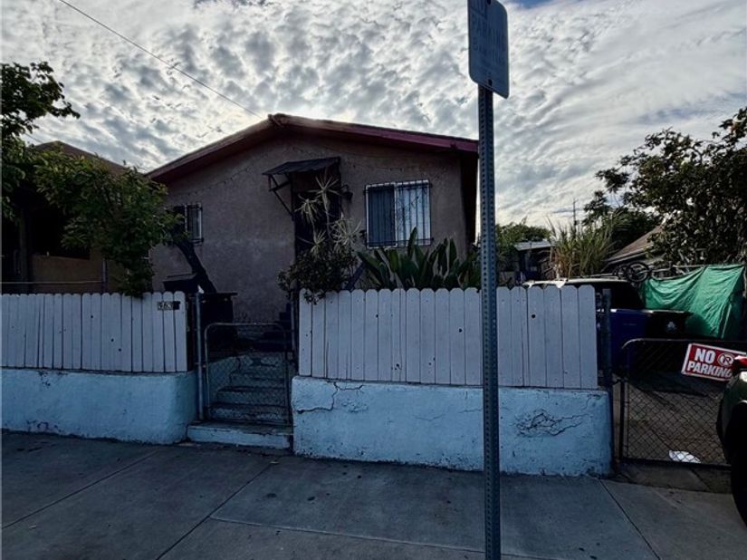 963 Hollins, Los Angeles CA 90023