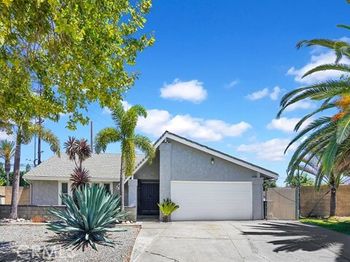 902 W Alpine