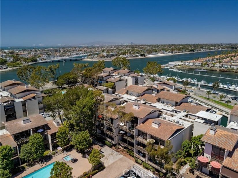 5116 Marina Pacifica, Long Beach CA 90803