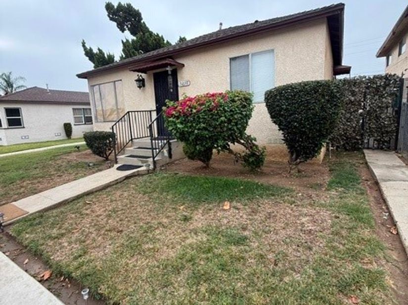 5240 Via San Delarro, Los Angeles CA 90022