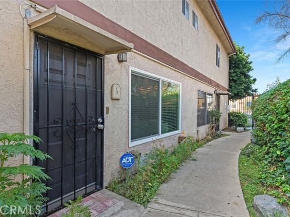 7320 Lennox F7, Van Nuys (los Angeles) CA 91405