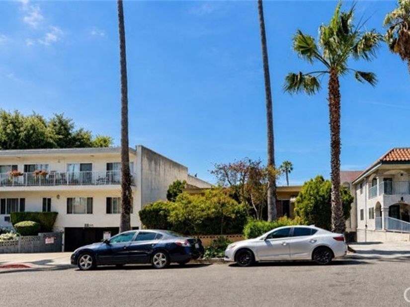 1029 N Orange Grove, West Hollywood CA 90046