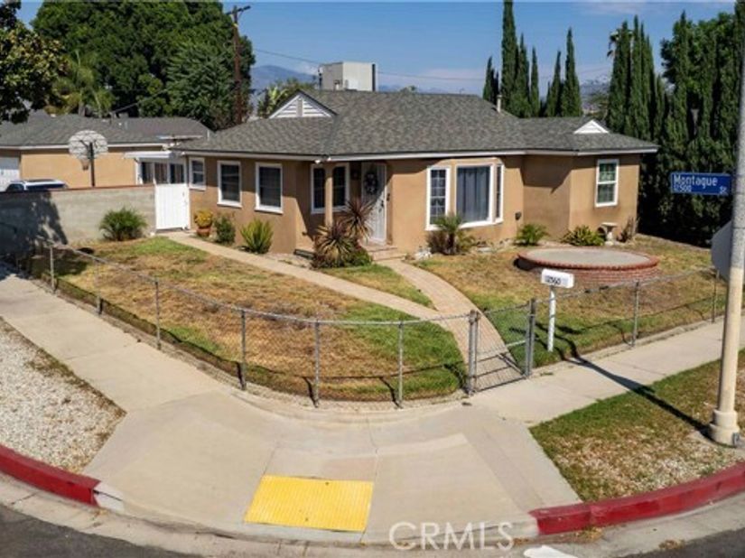 12560 Mineola, Pacoima (los Angeles) CA 91331