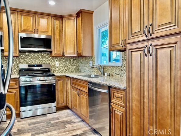 7328 Wish, Los Angeles CA 91406