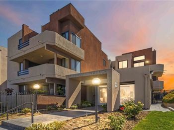 7826 Topanga Canyon