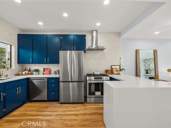 2500 Abbot Kinney Unit 10