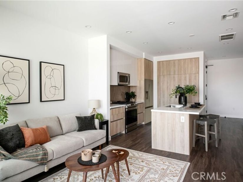 118 Astronaut Ellison S Onizuka Street 207, Los Angeles CA 90012