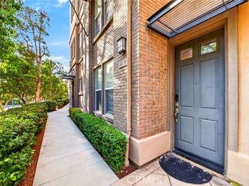 2260 Clark