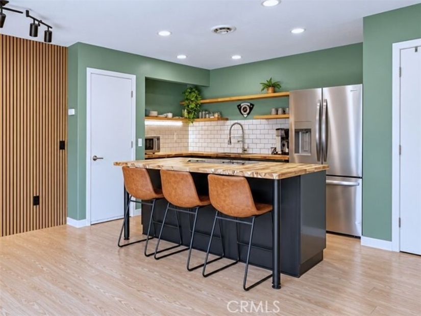 1642 Iowa Street A, Costa Mesa CA 92626