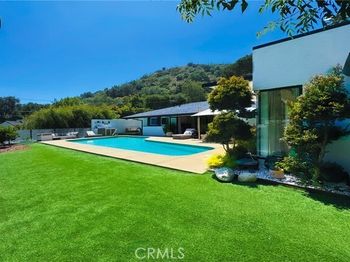 9621 Cedarbrook