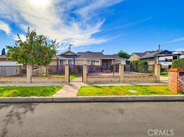 9341 Greenbush, Arleta (los Angeles) CA 91331