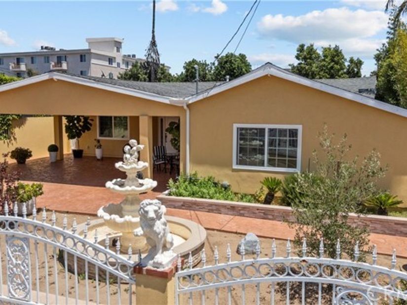 12130 Buckeye, Sylmar (los Angeles) CA 91342