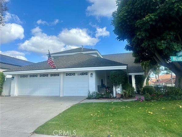 22342 Blueberry, Lake Forest (el Toro) CA 92630
